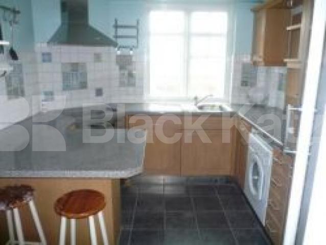 			2 Bedroom, 1 bath, 1 reception Flat			 Lyttleton Road, EAST FINCHLEY